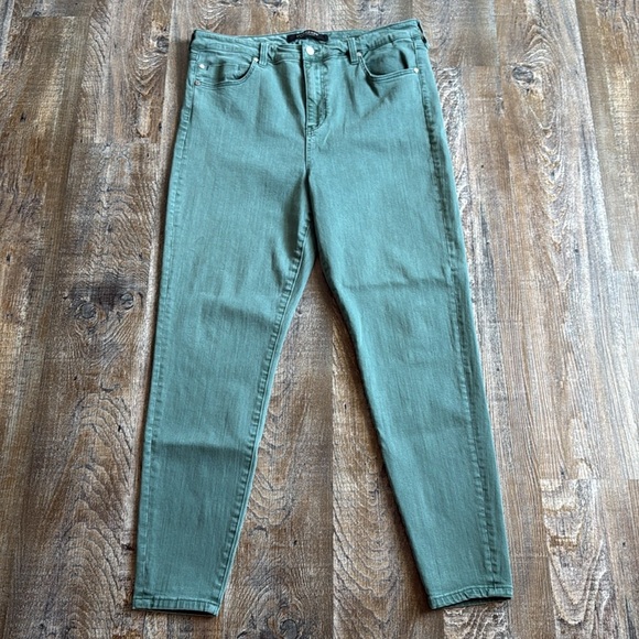 Liverpool Los Angeles | High-Rise Ankle Jeans - Picture 2 of 8